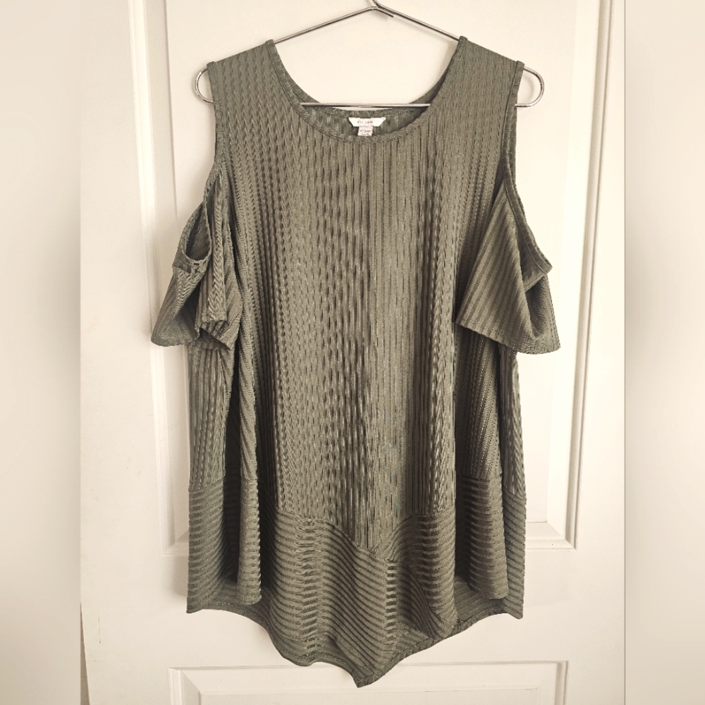 Open Shoulder Tunic Relaxed Fit EUC 18/20 XL